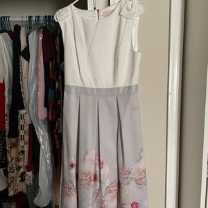 Ted Baker sz 3 floral white baby blue dress